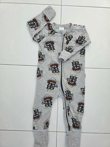 EUC SIZE 6-12 MONTHS