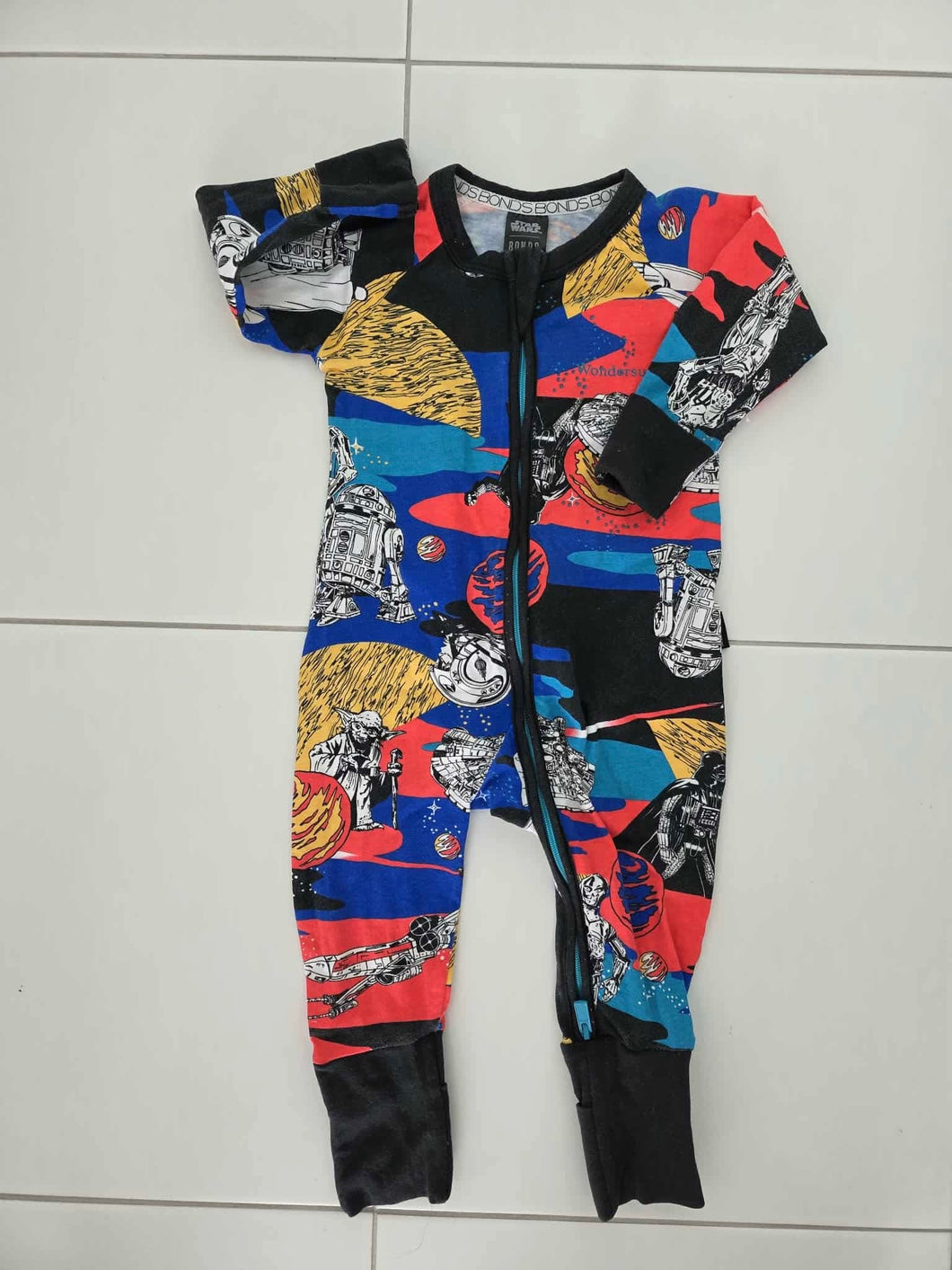 EUC SIZE 3-6 MONTHS