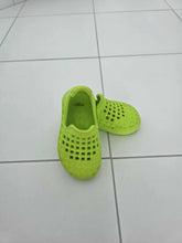 Load image into Gallery viewer, Lusso size US 8 (fits like 7) Pre Loved