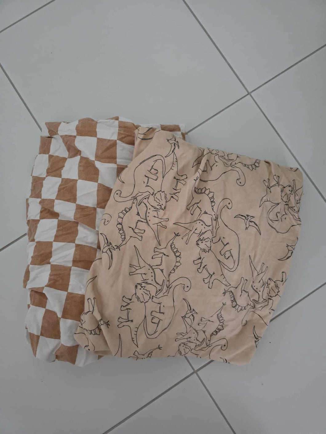 Pre-Loved Fitted Cot sheet bundle of 2