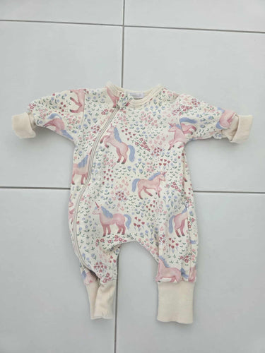 Pre-Loved Purebaby 0-3 MONTHS