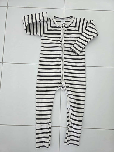 EUC SIZE 12-18 MONTHS
