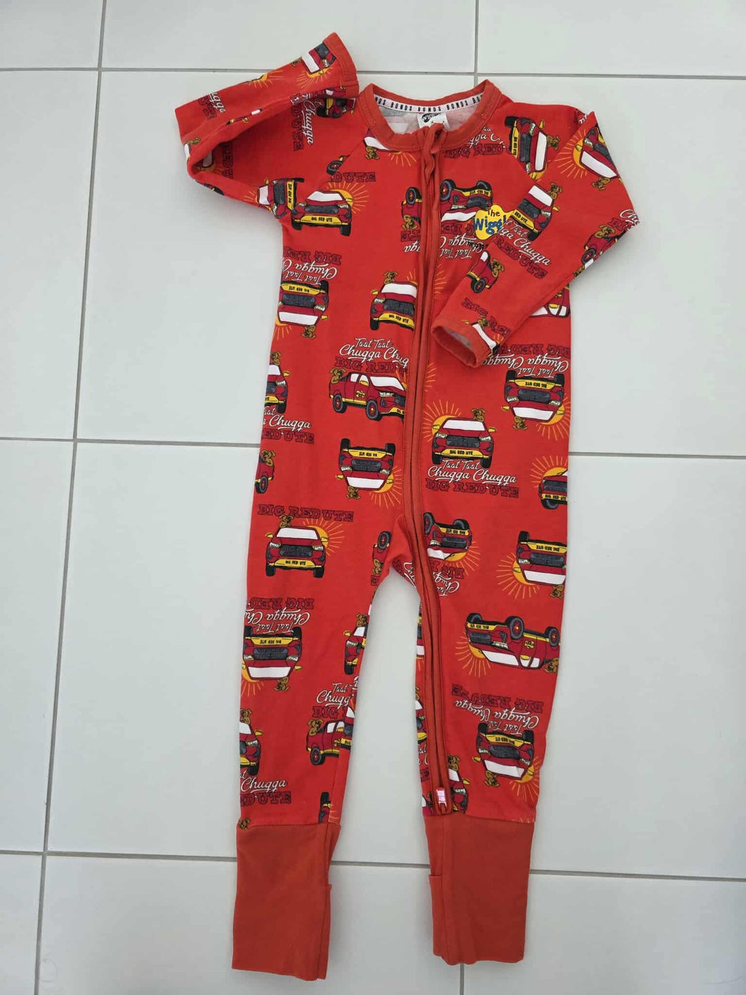 EUC SIZE 12-18 MONTHS