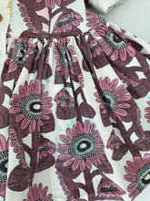 Load image into Gallery viewer, Pre-Loved Lacey Lane Size 3