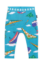 Load image into Gallery viewer, Dreaming Sky Leggings CLEARANCE